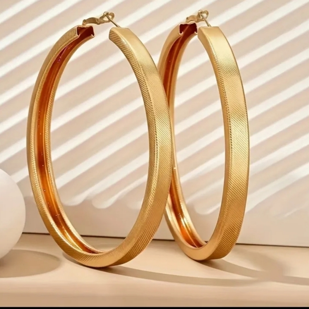NEW!! 14K Gold Plated Sterling Silver Huge| Wide| Large Texturized Hoop Earrings
